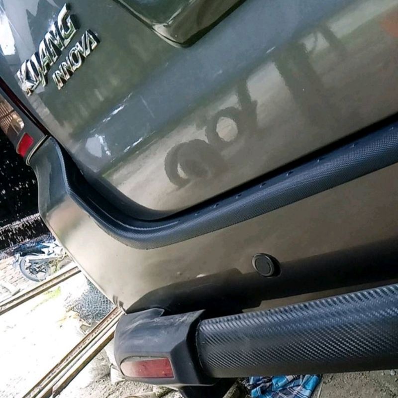 sill plate silplate pintu belakang BAGASI toyota inova innova lama 2004 sampai 2008 lengkung full 2005 2006 2007 hitam plastik tipe e g luxury diesel