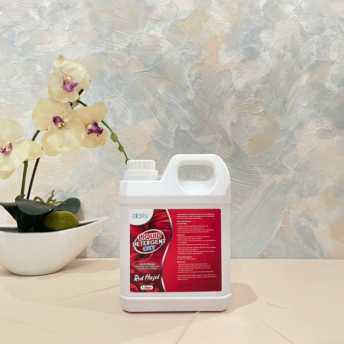 Liquid Deterjen Oxy Ramah Lingkungan 1 Liter - Pencerah Warna Pakaian