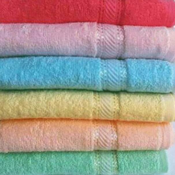 Handuk dewasa jumbo merah putih by terry palmer / handuk dewasa / handuk polos / handuk mandi /hnduk