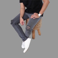 Celana panjang jeans sobek lutut pria robek ripped softjeans skinny fit