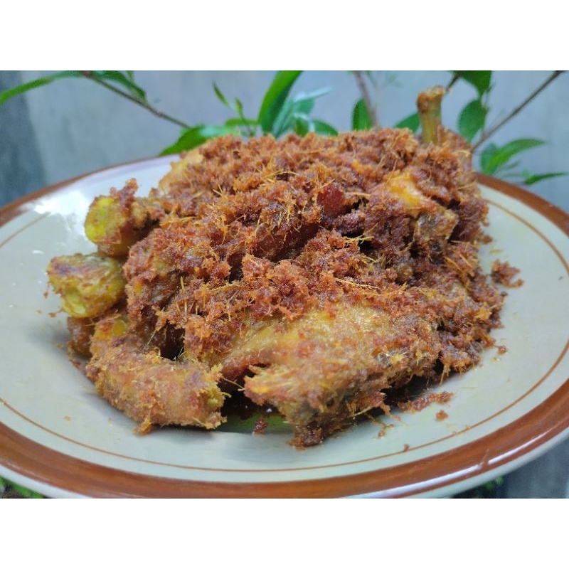 

AYAM GORENG LENGKUAS KHAS PADANG