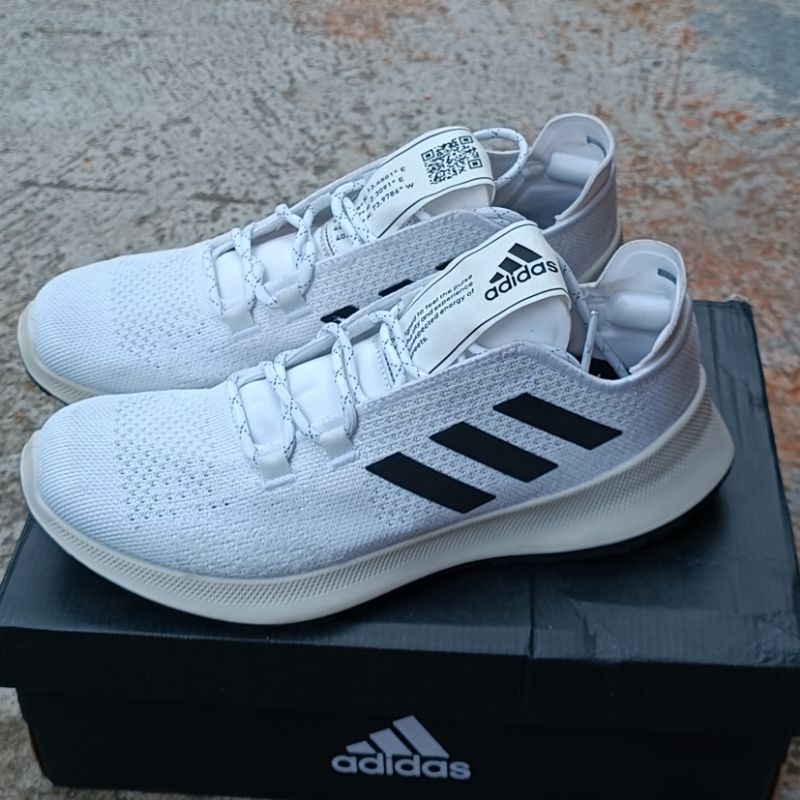 Sepatu adidas sensebounce +ace m size 42. second original. preloved