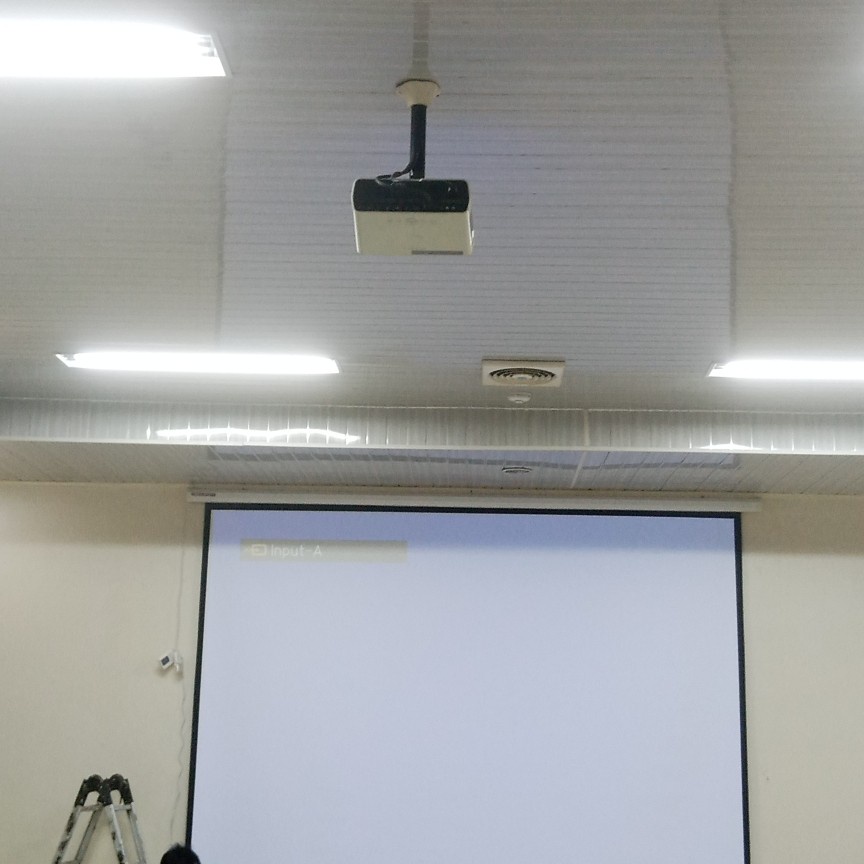 Breaket Gantung Atap Lcd Projector Size 140cm