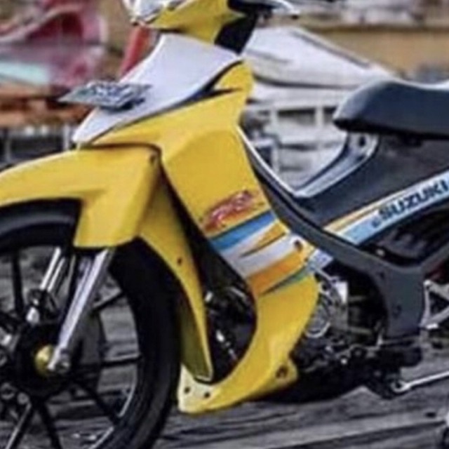 Cat Kuning Motor Satria