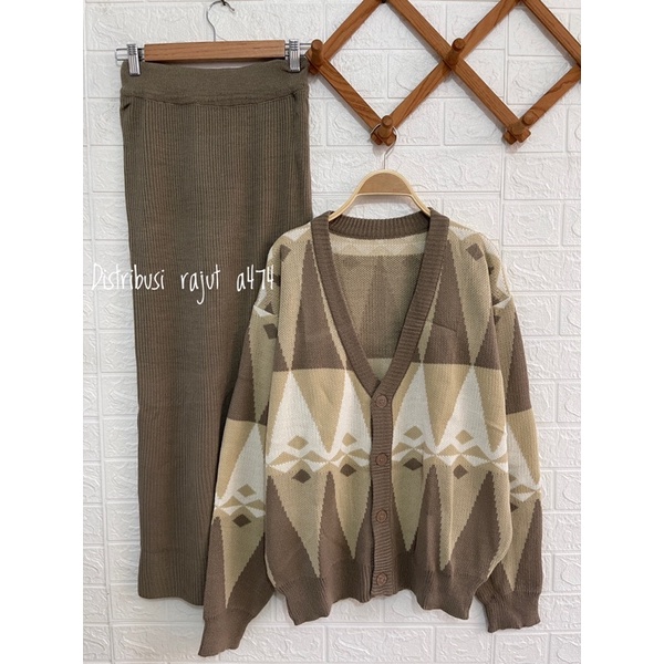 ONESET CARDIGAN RAJUT ARGYLE SETELAN KULOT DAN ROK RAJUT PREMIUM