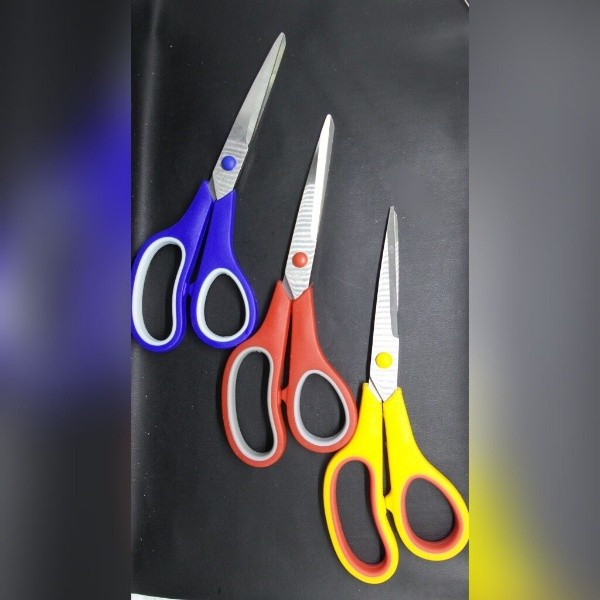 

Mudah Gunting Kain Stainless 8 Strip Bergaransi