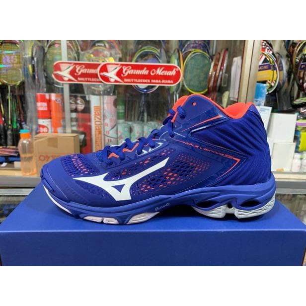 Mizuno wlz 5 mid super premium impor sepatu olahraga voli running pria - Slide 2 Black Sepatu Olahra