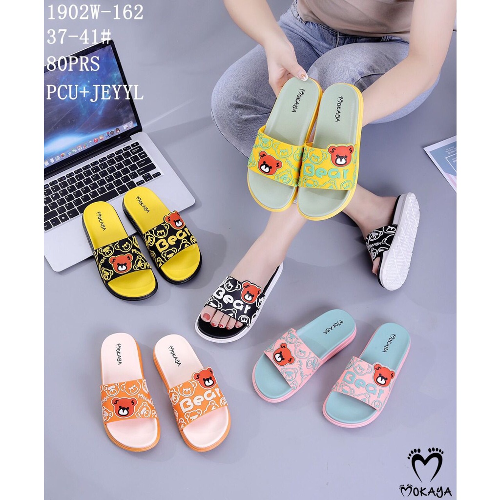 Sandal Slop Jelly Wanita Tebal Empuk Motif Doodle Bear &amp; Mini Bear Super Empuk Cantik Lucu Trendy Kekinian Import Mokaya / Size 37-41 (1902W-162&amp; 1902W-163/1902W-G3)