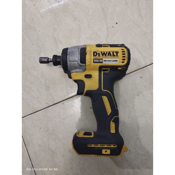 dewalt dcf887 bekas unit only