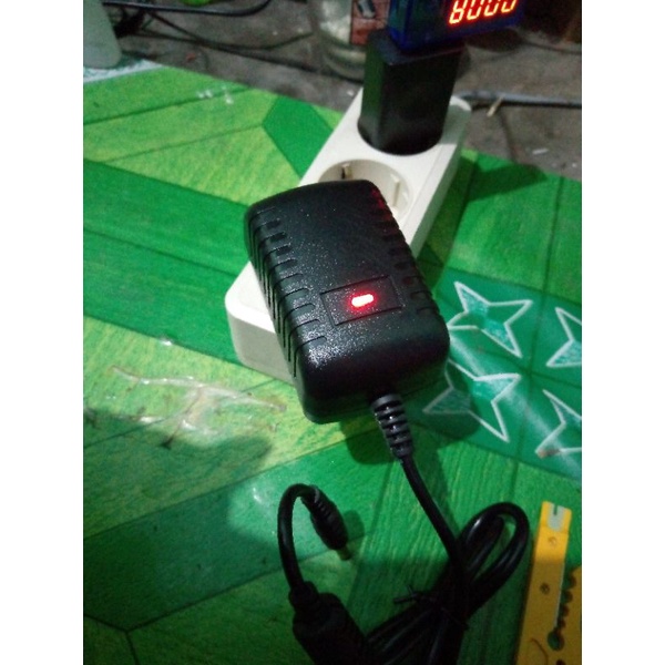 charger cas mobil mainan aki anak 12volt/2A