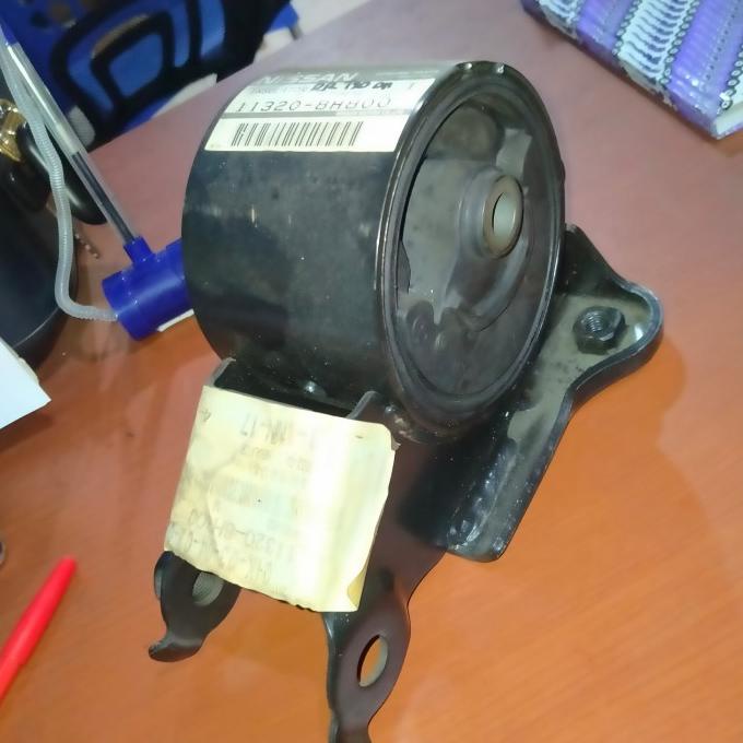 mounting belakang xtrail manual original