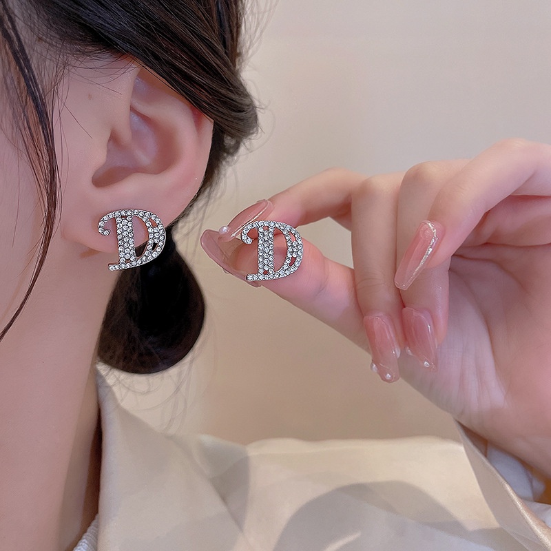 Anting Tusuk Sterling silver 925 Desain Huruf D Hias Berlian Imitasi Mewah Untuk Wanita