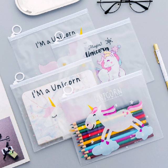 

TEMPAT PENSIL UNICORN ZIPPER BAG TRANSPARAN UNICORN PERLENGKAPAN SEKOLAH