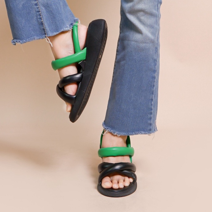 LAPEPA YUK - Sepatu Sandal Wanita Wedges VIVIAN Model Silang dua Tali Strap Belakang Hak Tinggi Sole 3 cm Spatu Sendal Gunung Cewek  Size 36 37 38 39 40 41 Warna Black Green Hitam Hijau Kekinian Terbaru Shoes Ori Original Mall Official Store Promo