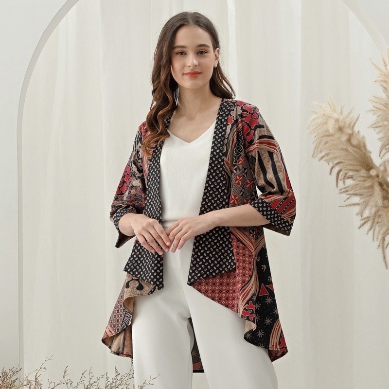BATIK COUPLE MTS - 135MTS - 300Mts - 130MTS 113MTS 141MtS - 298MTS - 306MTS - 165MTS - 113MTS - 267MTS - 158MTS - 242MTS - 258MTS - 164MTS - 254MTS - 263MTS - 115MTS - 292MTS - 165MTS