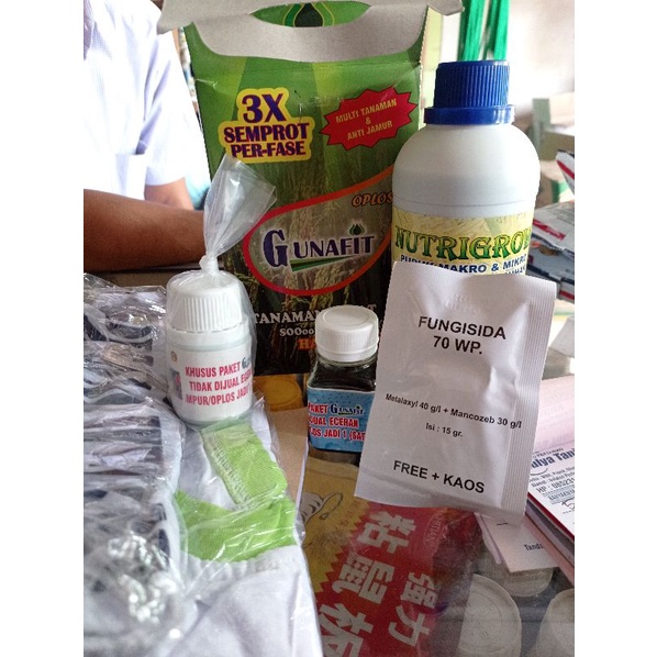 PUPUK CAIR LENGKAP FUNGI+ZPT+NPK PLUS HADIAH KAOS