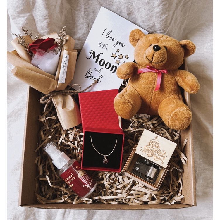 kado ulang tahun / kado pacar / hampers murah/ special price