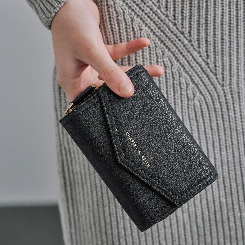 CK Small Envelope Wallet / CK Envelope Short Wallet / CK Stitch Trim Envelope Wallet