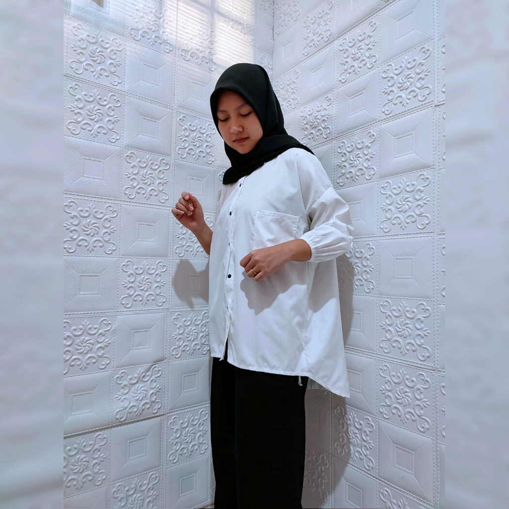 Vivara Blouse Oversize // Kemeja Katun Rayon Jumbo