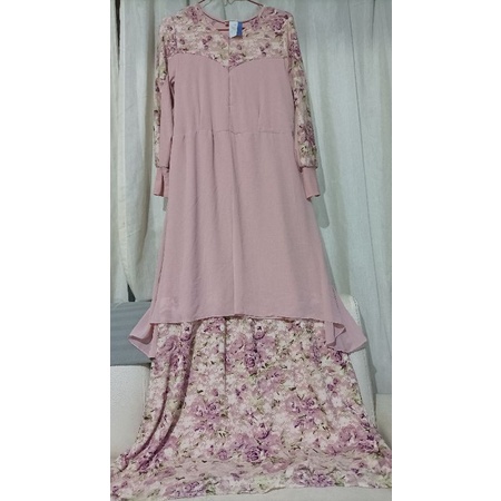 NWT Queena labels gamis