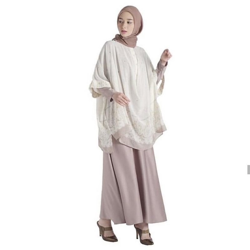 preloved riamiranda daswana kaftan size s