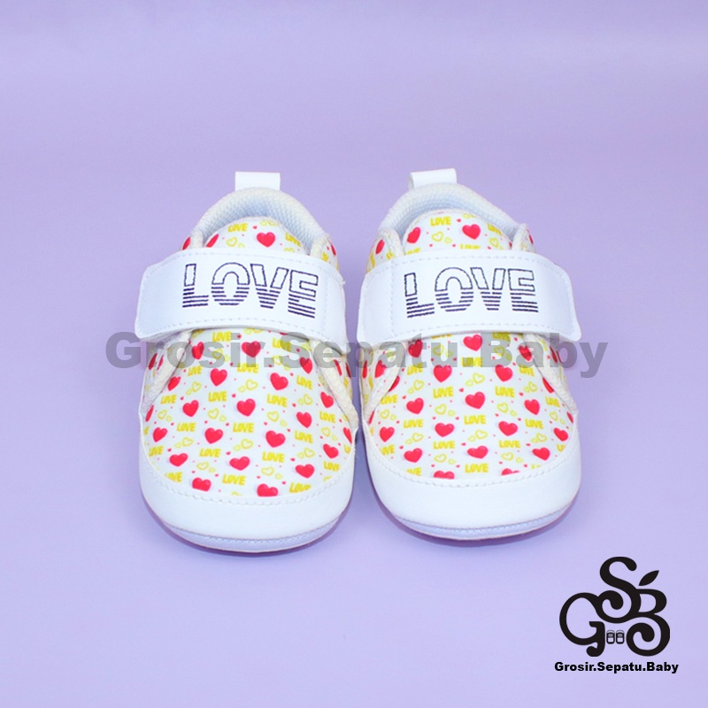 Prewalker - Sepatu Bayi - Baby Shoes | 2-12 bulan | motif LOVE Putih ringan &amp; fleksibel