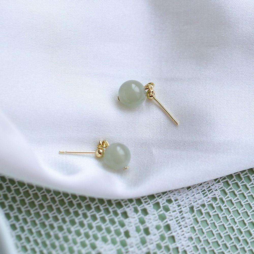 SKJK   Manik-Manik Giok Eardrops Trendi Vintage Wanita Perhiasan Desain Rasa Temperamen Feminin Anting Pejantan