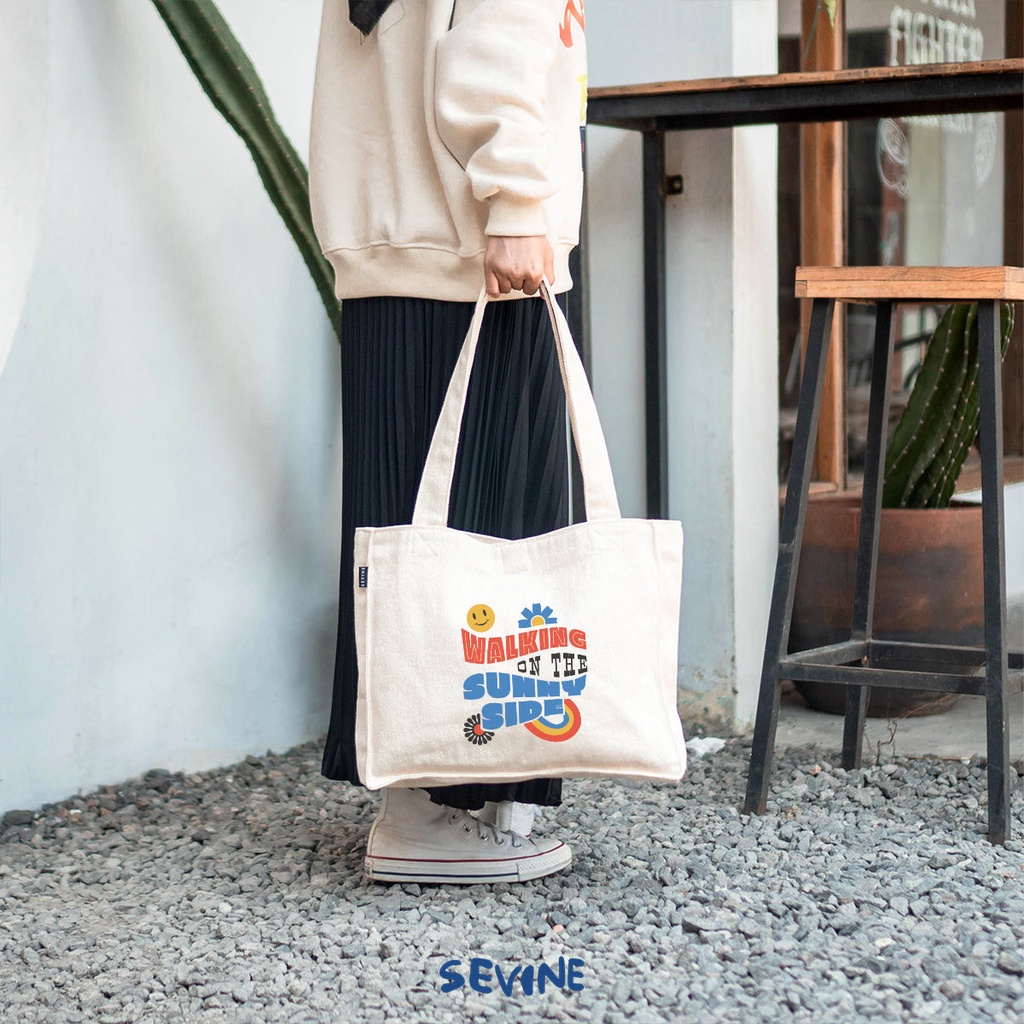 Sevine Totebag Kanvas Daisy Tas Wanita Tote Bag Kantong Laptop Kuliah Sekolah Kerja Y2K Quotes Aesthetic - KS