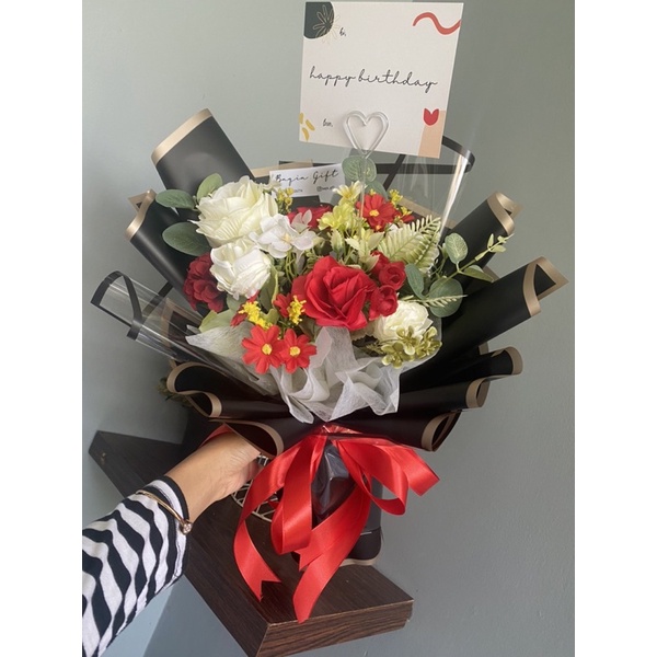 Buket Bunga/Bouquet Bunga Artificial PREMIUM KOREAN BOUQUET Hadiah Ulang Tahun/Wisuda/Graduation/Anniversarry Ready Stok &amp; Custom