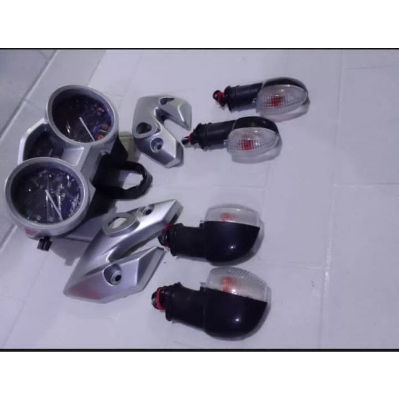 Paket Spidometer Vixion Old Plus Kupingan Plus Sen 4 Buah Kualitas Terbaik