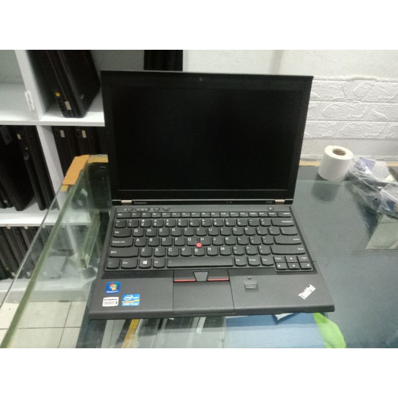 Lenovo thinkpad x230 core i7 second like new