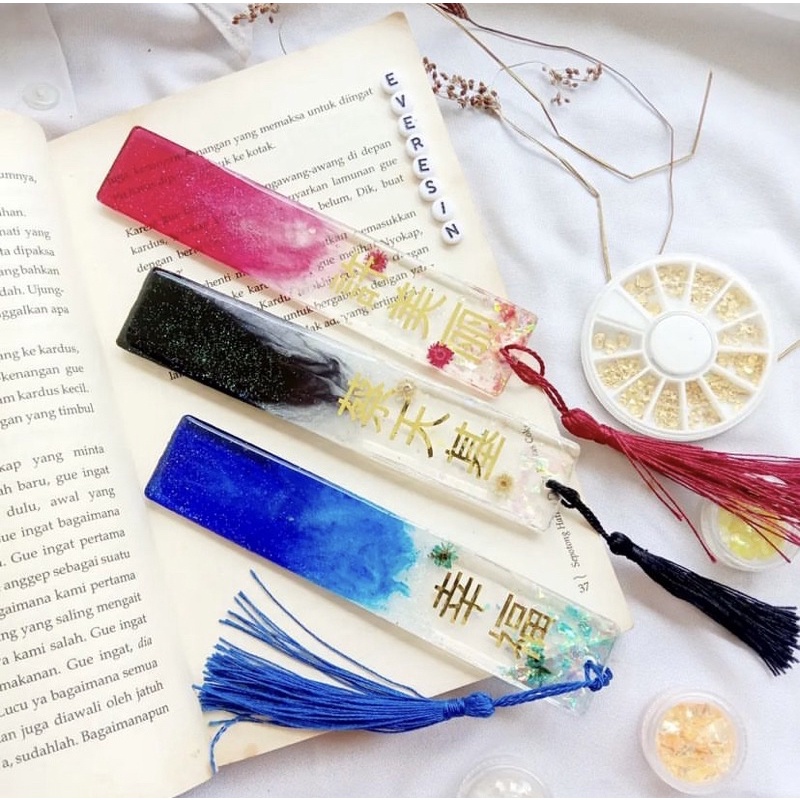 

[Bookmark Large] Pembatas Buku Custom Resin - Pembatas Buku Nama - Bookmark Custom - Hadiah Unik - Hadiah Custom - Souvenir Custom - Souvenir Unik
