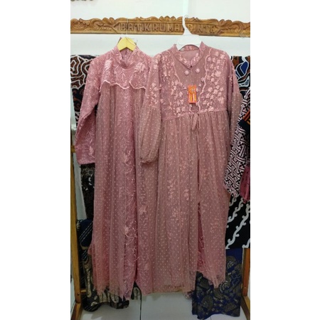 gamis Brukat anak. dress brukat. dress brukat anak. brukat kebaya
