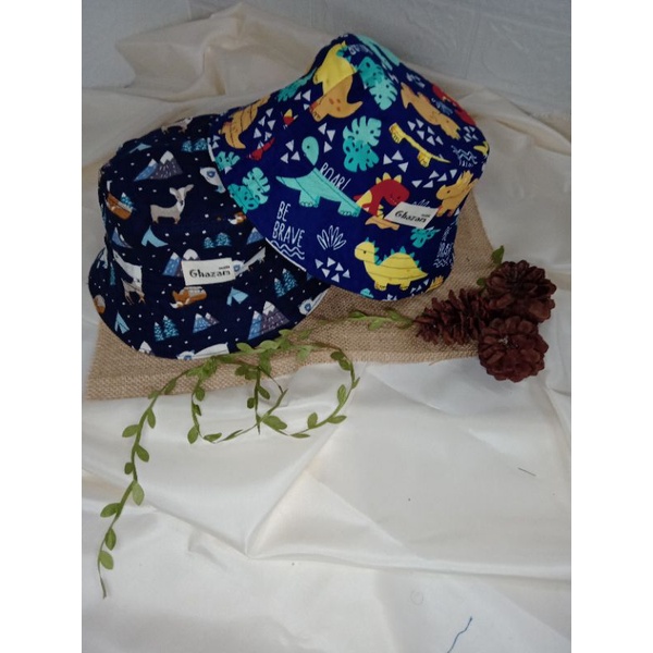TOPI EMBER | BUCKET HAT | MOTIF BIRU BERUANG-DINOSAURUS | BISA DIPAKAI BOLAK BALIK