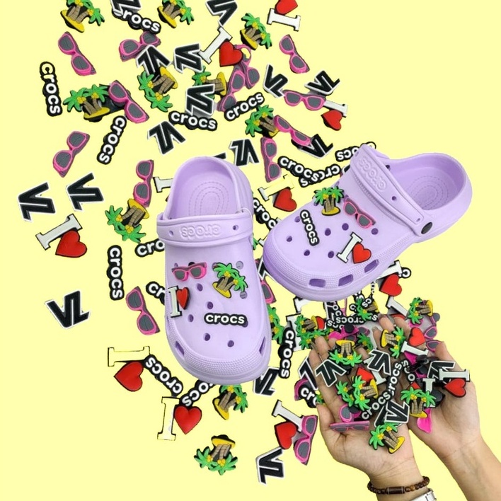 Aksesoris Jibbitz Charm Kartun Gesper Sepatu Sandal Pin Charms Motif Mainan Lucu Baru PVC Lubang Karakter Unik Terbaru Viral