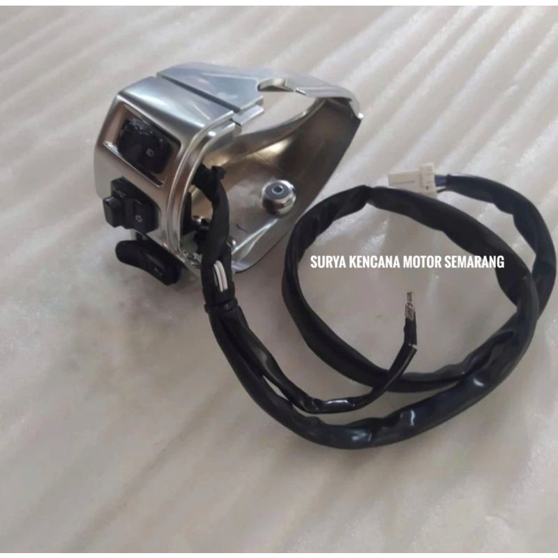 Jual Saklar Holder Tombol Switch panel kiri Vespa Matic Primavera ...
