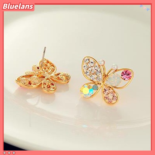Anting Stud Desain Kupu-Kupu Hollow Aksen Berlian Imitasi Untuk Wanita
