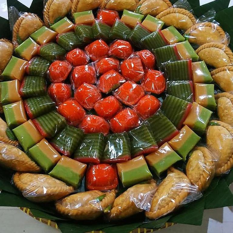 

0GF❅ Kue Tampah Kue Jajanan Pasar Kue Tradisional Untuk Acara Paket isi Bervariasi Halal SEGERA BELI