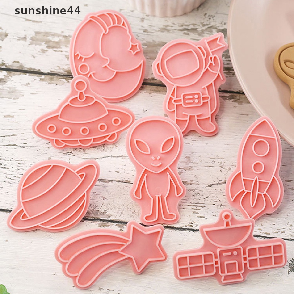 Sunshine 8Pcs / set Cetakan Biskuit Bentuk Astronot Luar Angkasa 3D