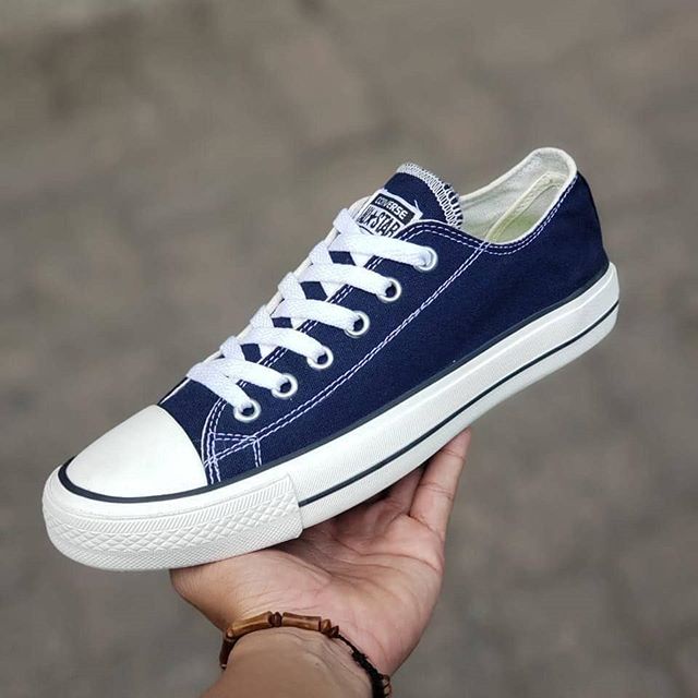 Sepatu Converse clasik all star berkualitas premium terbaru