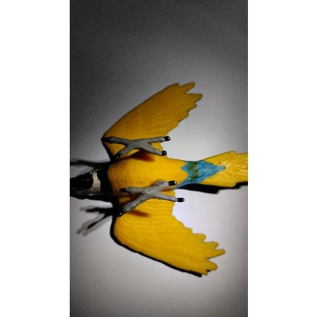 figur burung macaw/mainan burung macaw brand macaw
