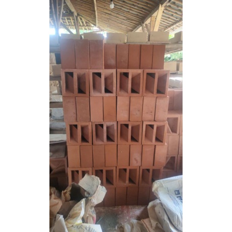 roster beton/roster minimalis/roster modern/roster motif kupu-kupu merah