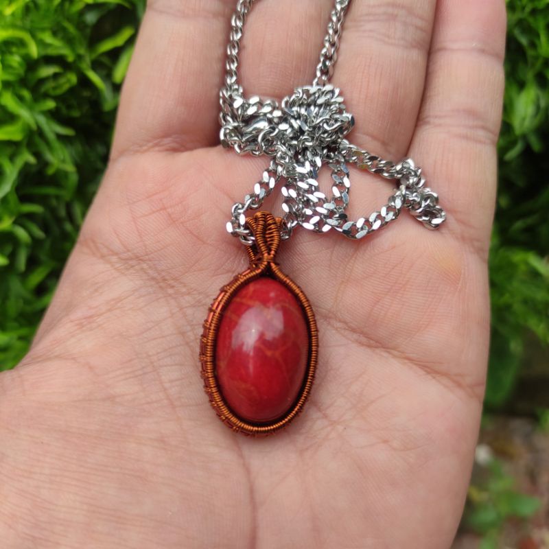 Kalung etnik wire wrapping liontin batu akik marjan merah (N)