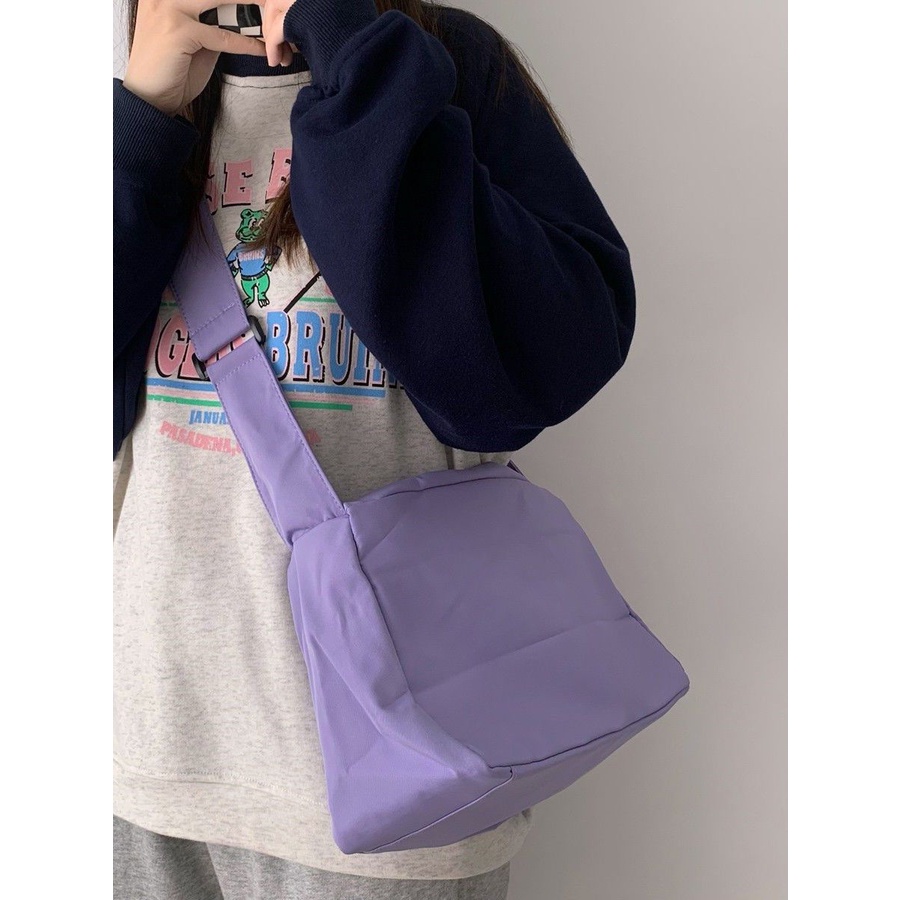 ♧Kain Nilon Kasual Warna Solid Liar Tas Mahasiswa Sastra Lebar Tali Bahu Pria dan Wanita Retro Jepang Satu Bahu Messenger Bag