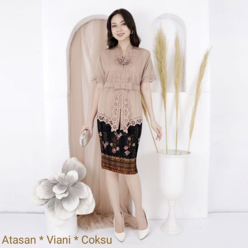 Atasan Kebaya Encim Floy Laser Cut Senada Modern Wisuda Pesta