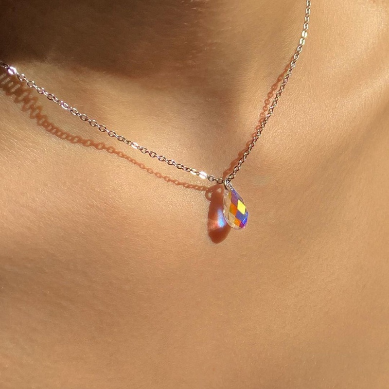 Kalung Desain Bunga Water Drop Bentuk Kotak Bahan Zircon