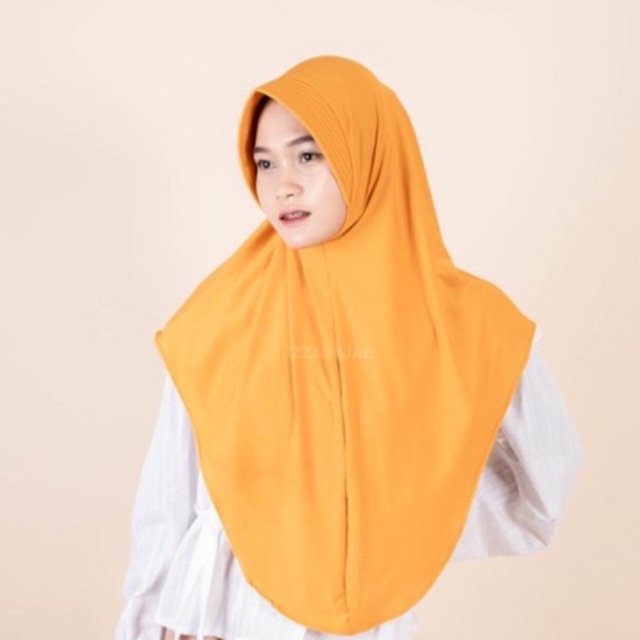 Raisa Instan Pet/Bergo Jersey Pet by Izza Hijab