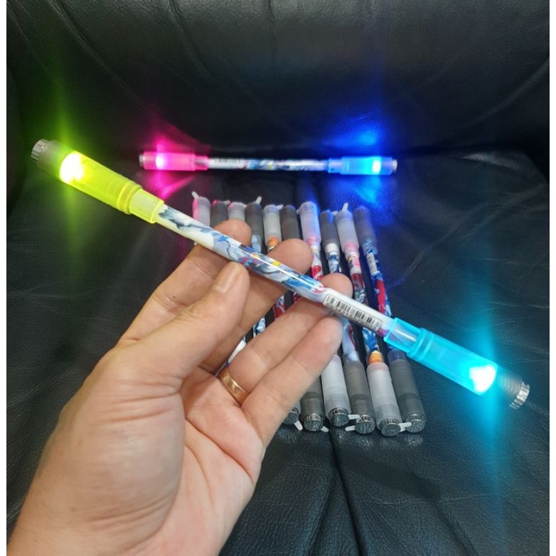 LED ULTRA MAN SPINNING PEN / PEN PUTAR / PEN AJAIB / PEN ANTI STRESS / PEN BALANCE