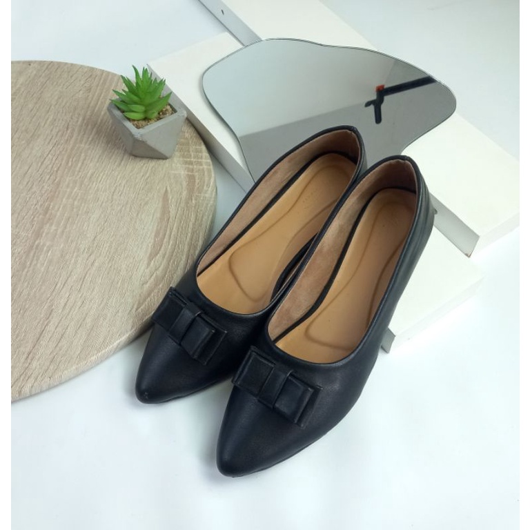 VNL Reneta Flatshoes | Sepatu Wanita | Sepatu Flatshoes | Flatshoes Casual | Sepatu Ballerina