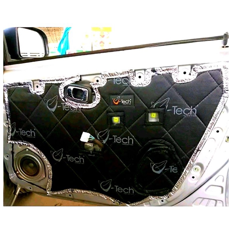Daihatsu Ayla Peredam Pintu Mobil